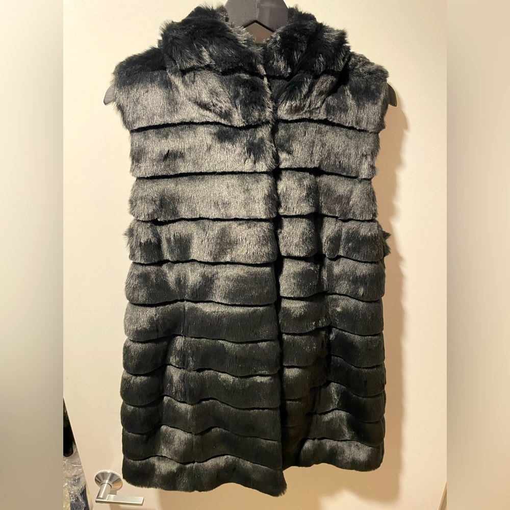 Karl Lagerfeld Faux Fur Vest Black Size Medium